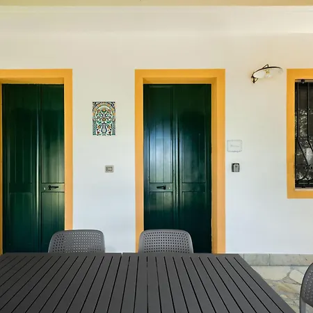 Casa Anna, Castellana